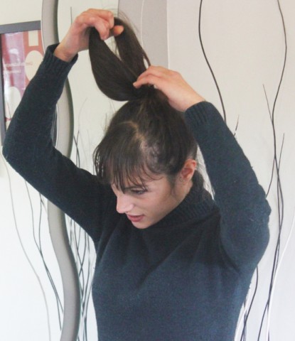 WONDERFUL YOUNG LADY BEING SHAMPOOED