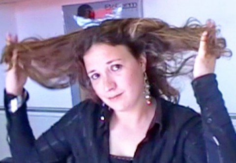 OFFERING A VERY SENSUAL SHAMPOO