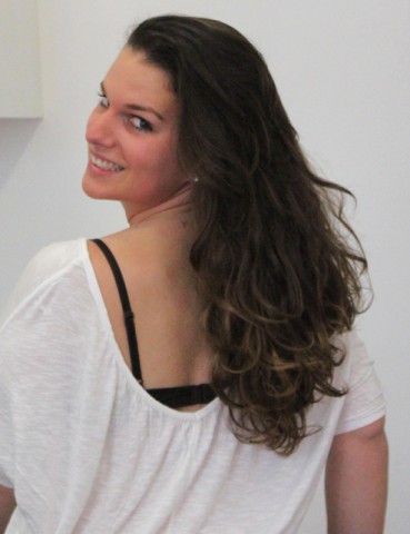 A GREAT, GREAT SHAMPOO IN A LONG, STRONG, WAVED HAIR