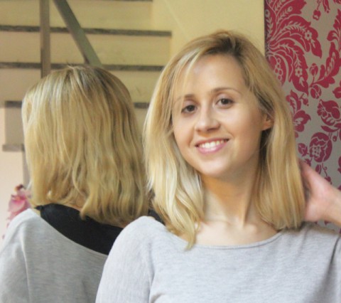 DELITIOUS BOB IN BLOND