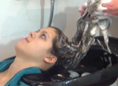 SHAMPOO, MASSAGE AND COMBING A VERY LONG HAIR