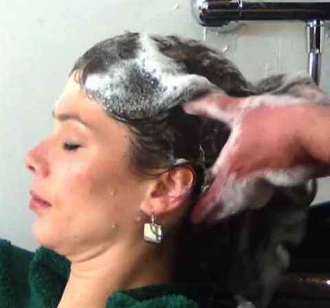 LONG HAIR, GREAT SHAMPOO, HEAD MASSAGE (2)