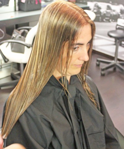 LONG BLOND HAIR: MASSAGE AND SHAMPOO